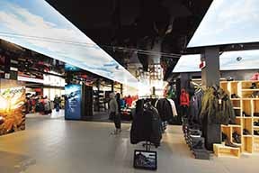 膜天井の施工例